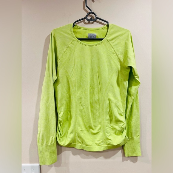 🔥ATHLETA Fitting Top🔥 - Picture 1 of 5